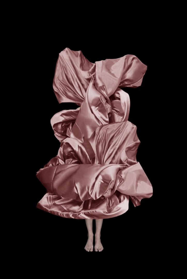 Sissa Micheli, On Transient Phenomena - The Folds of the Soul, 2024,Archivfester Pigmentdruck auf Fine Art Baryta, 60 x 40 cm © Sissa Micheli