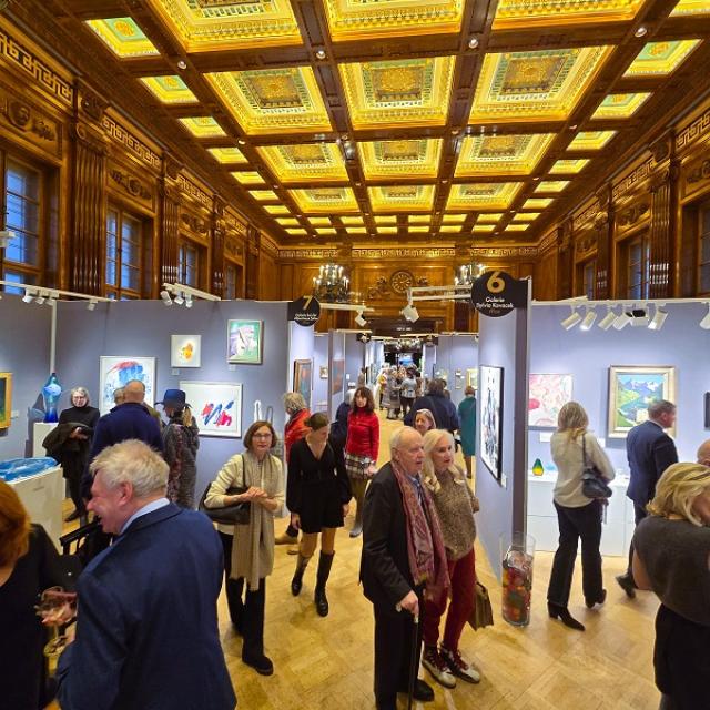 © Diplomacy and commerce Austria